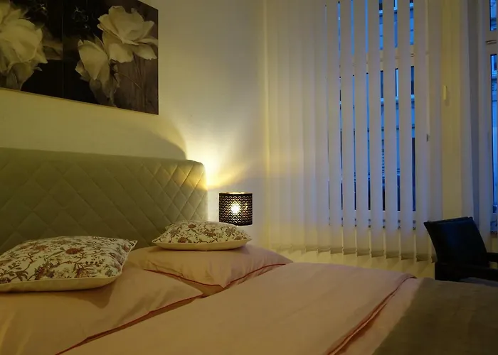 Nettes, Gemuetliches * 伍珀塔尔